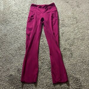 Lululemon leggings magenta/pink/purple XS only worn once